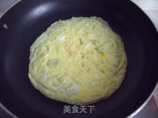 营养美味卷起来-香肠鸡蛋卷饼的做法步骤：11