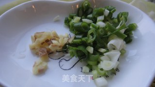 [花样包菜]-----糖醋包菜的做法步骤：2