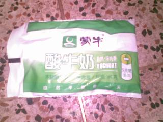 用小熊酸奶机做酸奶的做法步骤：2