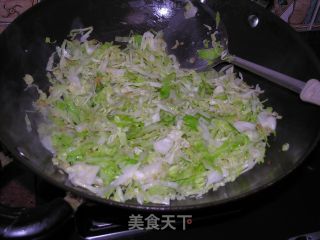【花样包菜】--蒜香包菜的做法步骤：3