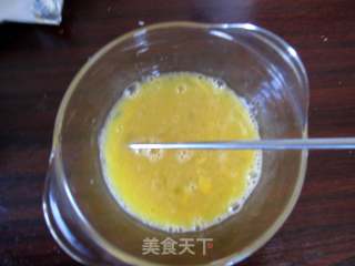 蒸出健康—胡萝卜虾仁蛋羹的做法步骤：2