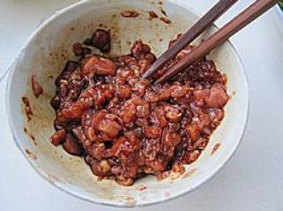 芹菜牛肉炒饭的做法步骤：2