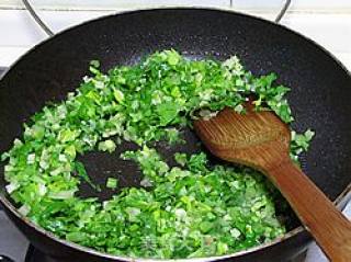 芹菜牛肉炒饭的做法步骤：6