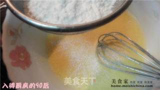 简单材料——自制美味蛋糕的做法步骤：6