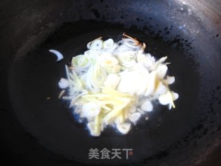 咸甜口味—无锡排骨的做法步骤：2