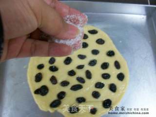 DIY乱版面包@@超薄葡萄干面包的做法步骤：5