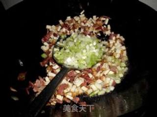 金火火腿丝炒饭的做法步骤：11