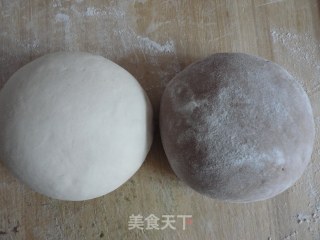 双色【抹茶。可可馒头】的做法步骤：5
