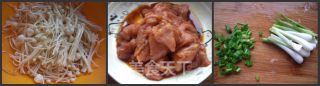 金针菇炒肉片的做法步骤：1