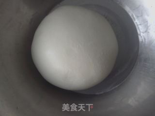 洋葱牛肉水饺的做法步骤：1