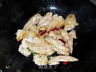 菜花烧鸡翅——美味的搭配的做法步骤：4