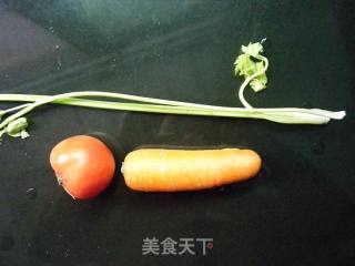 芹菜胡萝卜番茄汁的做法步骤：1