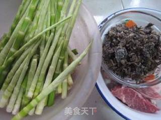 雪菜小笋的做法步骤：1