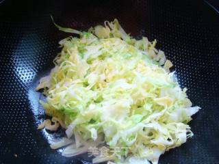 【花样包菜】--包菜炒馍片的做法步骤：7