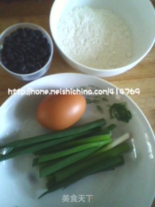 葱花豆渣饼的做法步骤：1