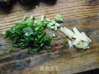 香葱大蛤蜊汤的做法步骤：2