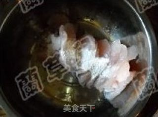 剁椒金针鱼卷的做法步骤：6