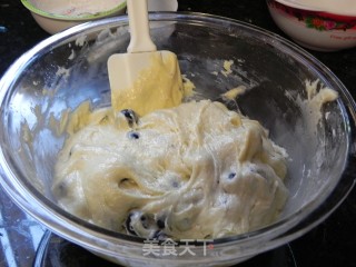 蓝莓玛芬的做法步骤：4
