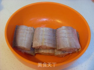 香煎带鱼的做法步骤：2