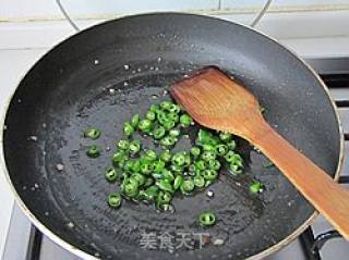 玉米粒炒肉泥的做法步骤：6
