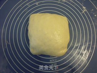 超级松软香甜极具诱惑的---牛奶排包的做法步骤：10