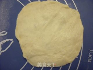 超级松软香甜极具诱惑的---牛奶排包的做法步骤：14