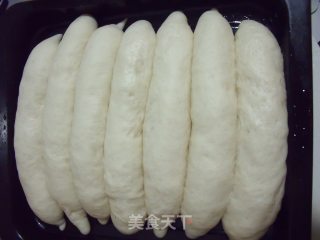 超级松软香甜极具诱惑的---牛奶排包的做法步骤：17