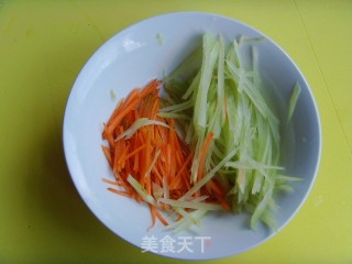 培根菜卷的做法步骤：2