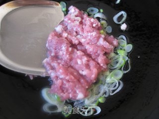 照烧鱿鱼小饭桶的做法步骤：3