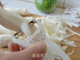 油焖茭白条的做法步骤：2