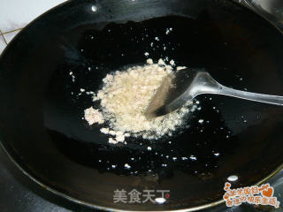 韭菜炒包菜丝的做法步骤：2