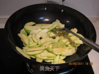 干贝西葫芦的做法步骤：4