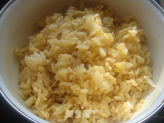 酱油炒饭的做法步骤：1