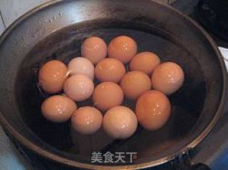五香茶叶蛋的做法步骤：3