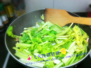 西芹腰果的做法步骤：8