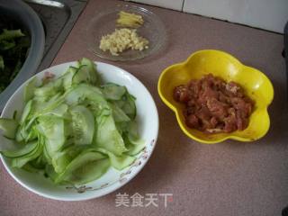 黄瓜肉片的做法步骤：3