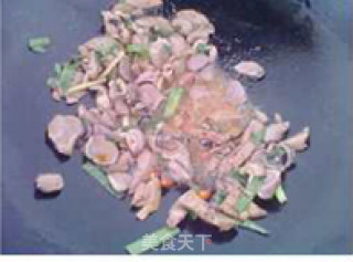 酸辣鸡杂的做法步骤：5