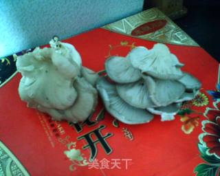 软炸鲜蘑的做法步骤：1
