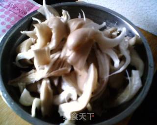 软炸鲜蘑的做法步骤：2