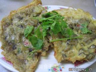 【感恩母亲节】妈妈的拿手菜：潮汕特色美食——蚝烙（蚝仔煎）的做法步骤：5