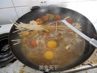 换换口味—番茄鸡蛋面的做法步骤：11