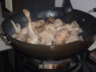 爆香干锅鸡的做法步骤：4