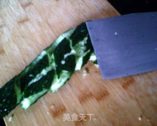 农家拍黄瓜的做法步骤：2