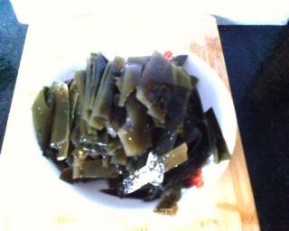 海带汤的做法步骤：2