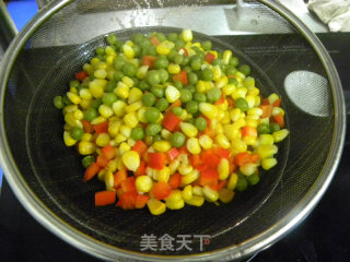 天贝松仁玉米的做法步骤：2
