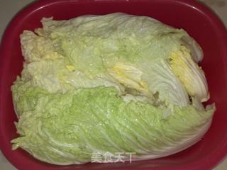 【平淡的幸福】辣白菜的做法步骤：2