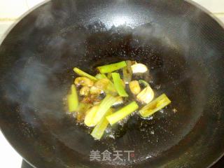 小鸡炖蘑菇的做法步骤：5
