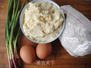 豆渣鸡蛋饼的做法步骤：1