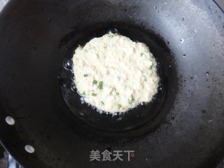 豆渣鸡蛋饼的做法步骤：5