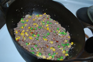 蛋饼肉末卷的做法步骤：12